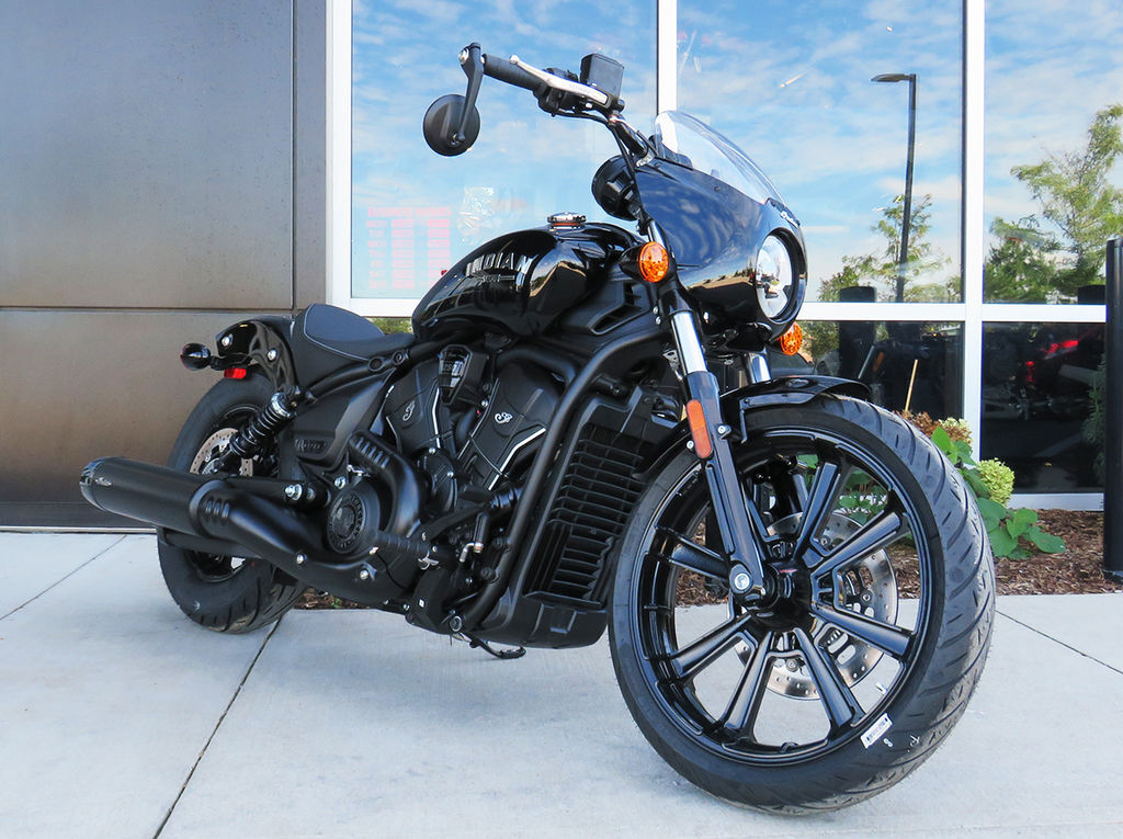 2025 Indian Motorcycles Sport Scout® Limited +Tech Black Metallic 