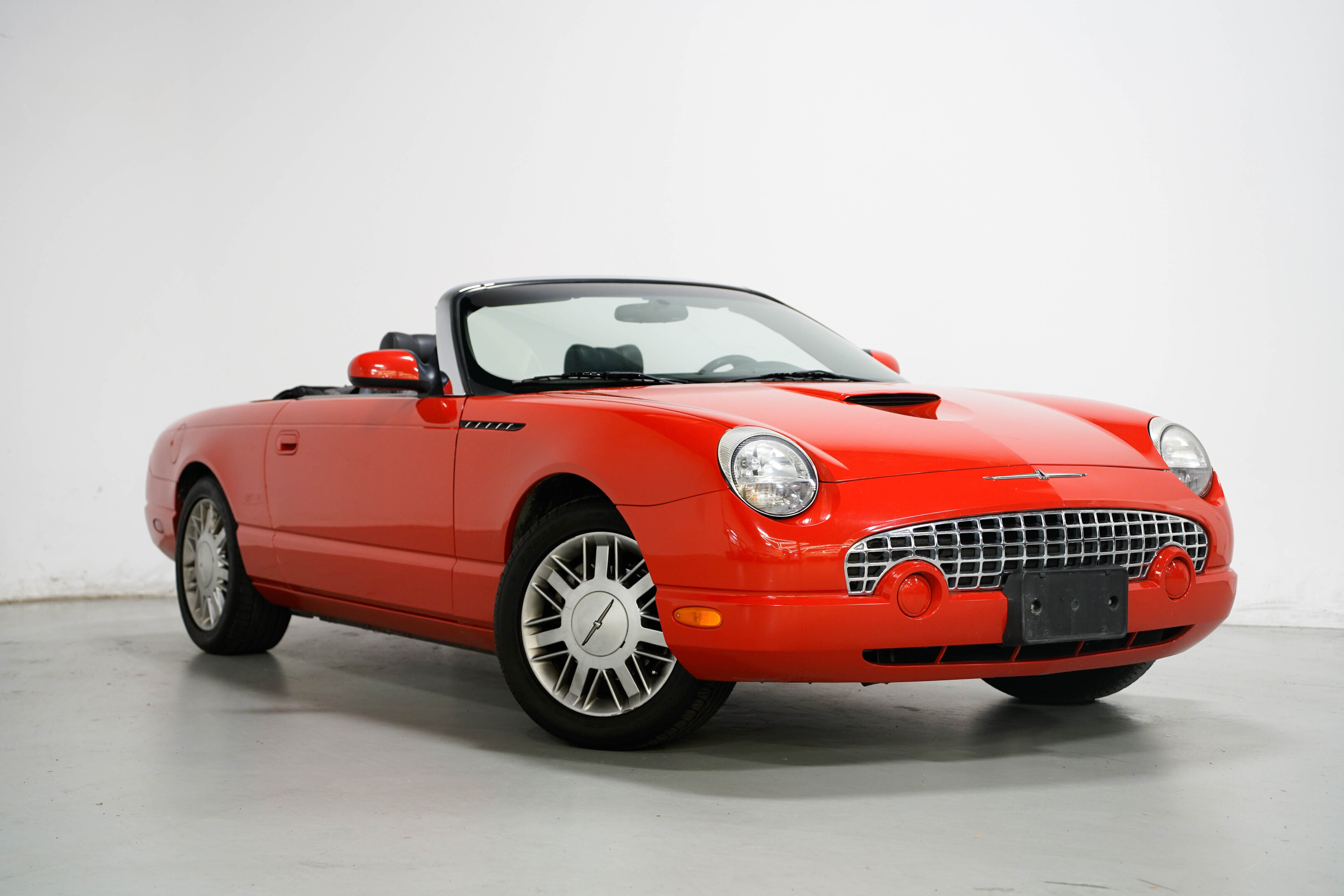 2002 Ford Thunderbird