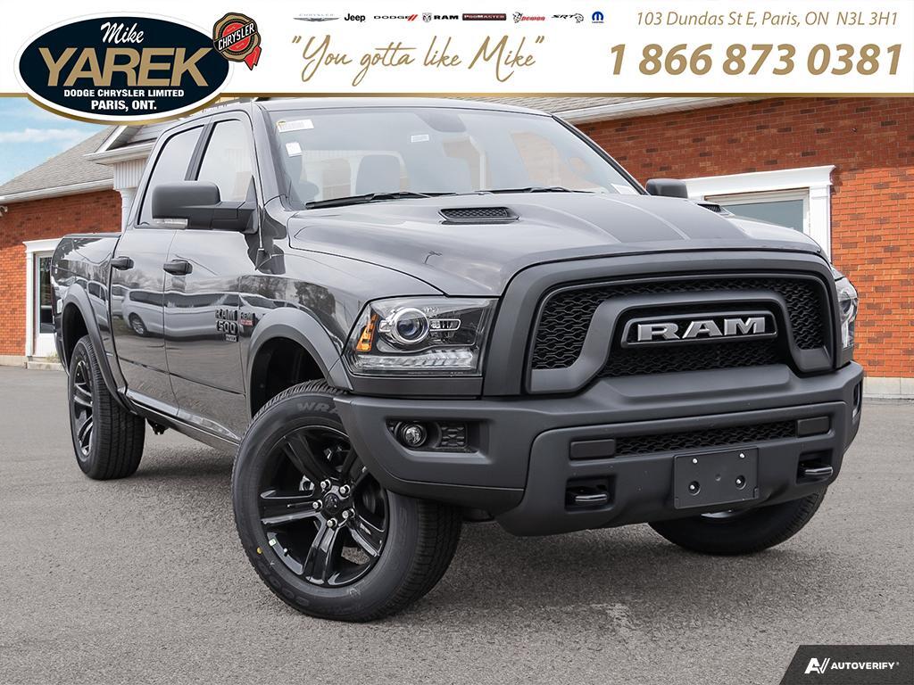 2024 Ram 1500 Classic WARLOCK. HEATED SEATS/STEERING. HEMI V8!!!