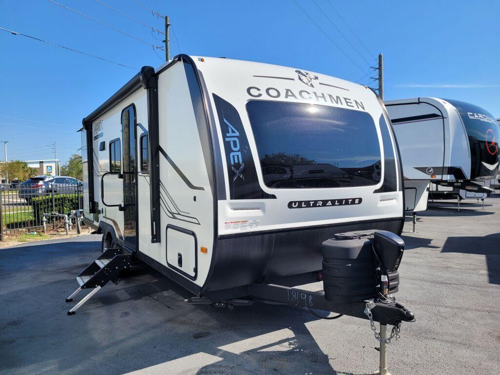 2025 Apex 215RBK 
