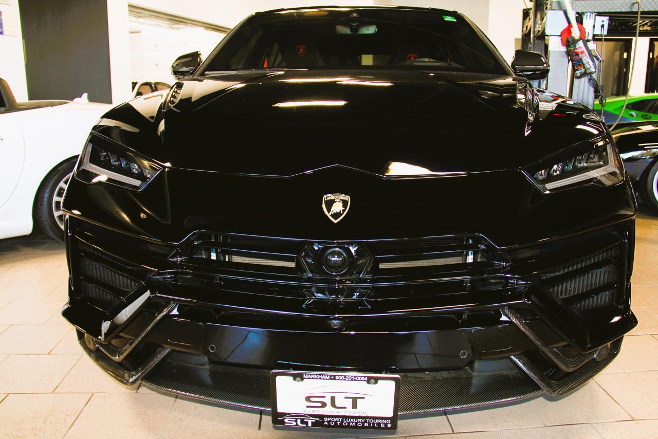 2023 Lamborghini Urus Performante