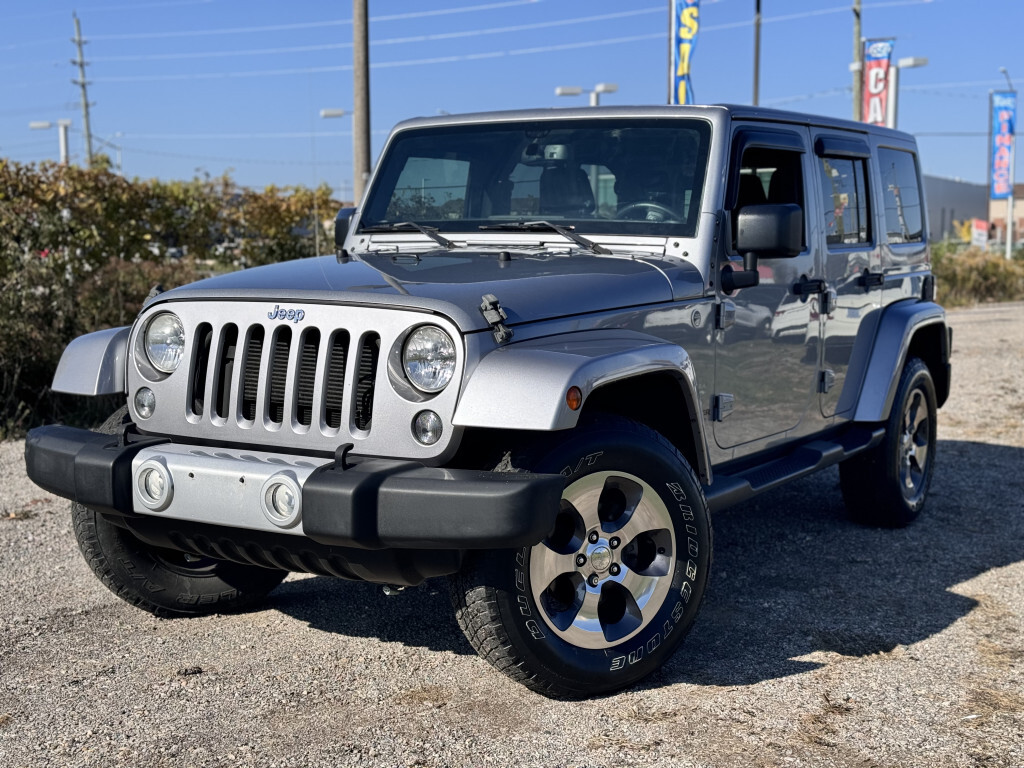 2015 Jeep WRANGLER UNLIMITED SAHARA 4dr 4x4 | Navigation Power Windows Multi-Me