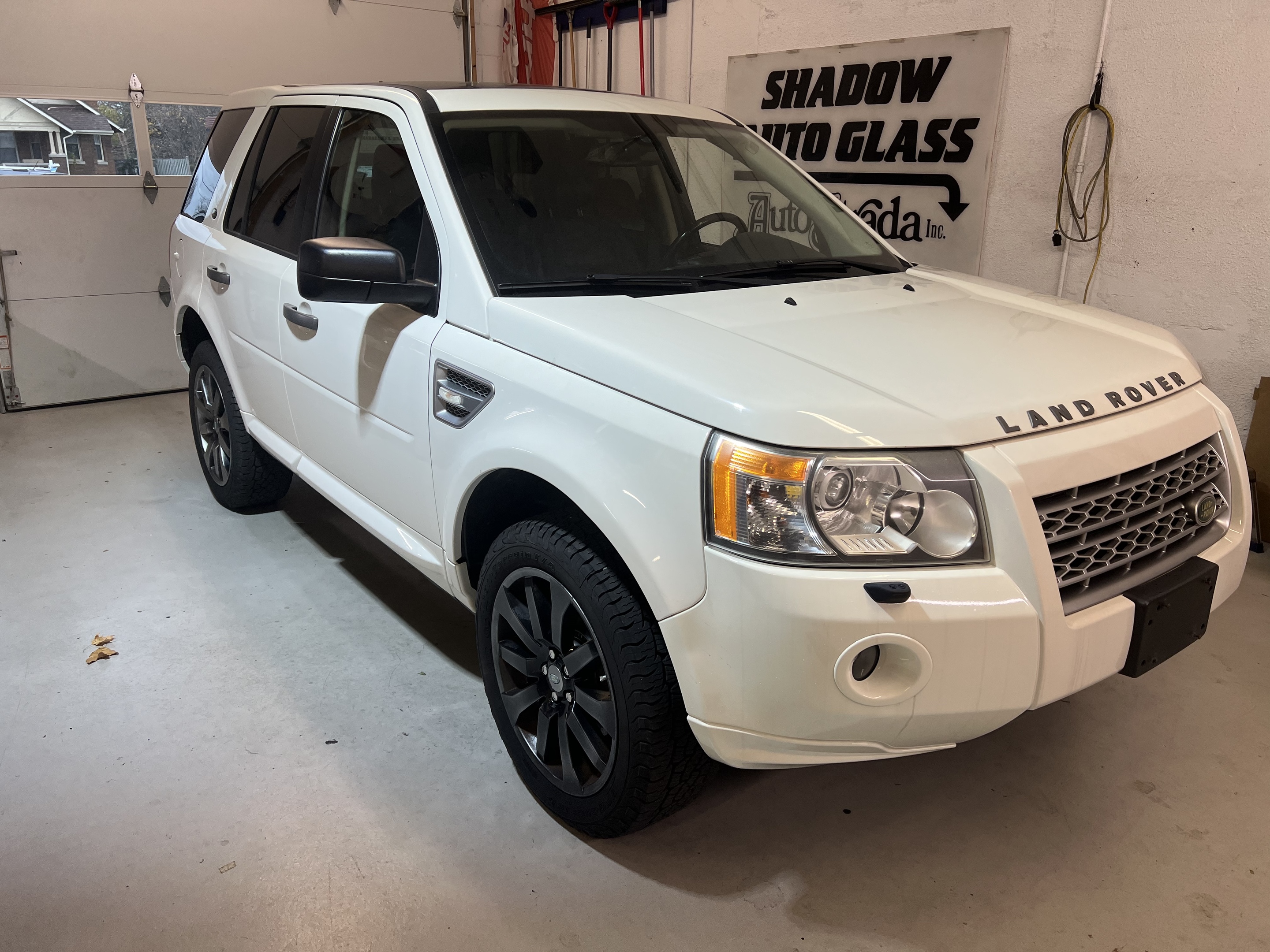 2010 Land Rover LR2 AWD 4dr HSE