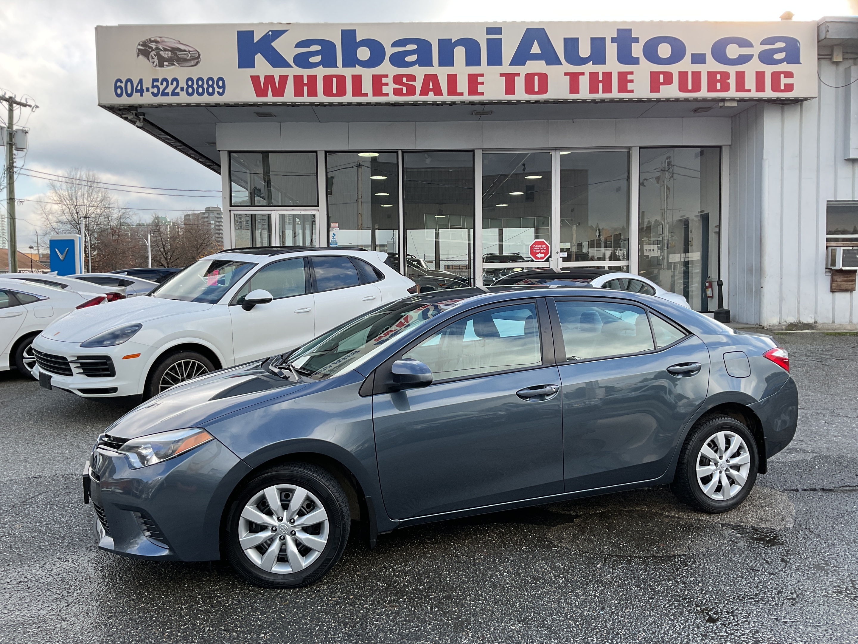 2015 Toyota Corolla   BLUETOOTH &  REAR VIEW CAMERA