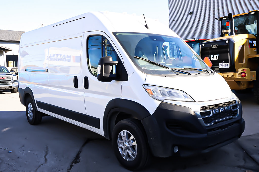 2025 Ram PROMASTER CARGO VAN 2500 SLT 2500 VAN HIGH ROOF/HITCH/CLOISON COULISS.