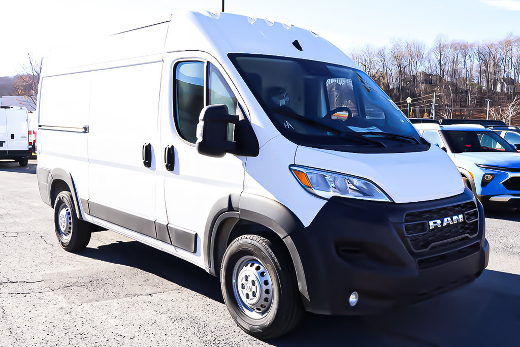 2025 Ram PROMASTER CARGO VAN 2500 TRADESMAN W/ PASS SEAT 