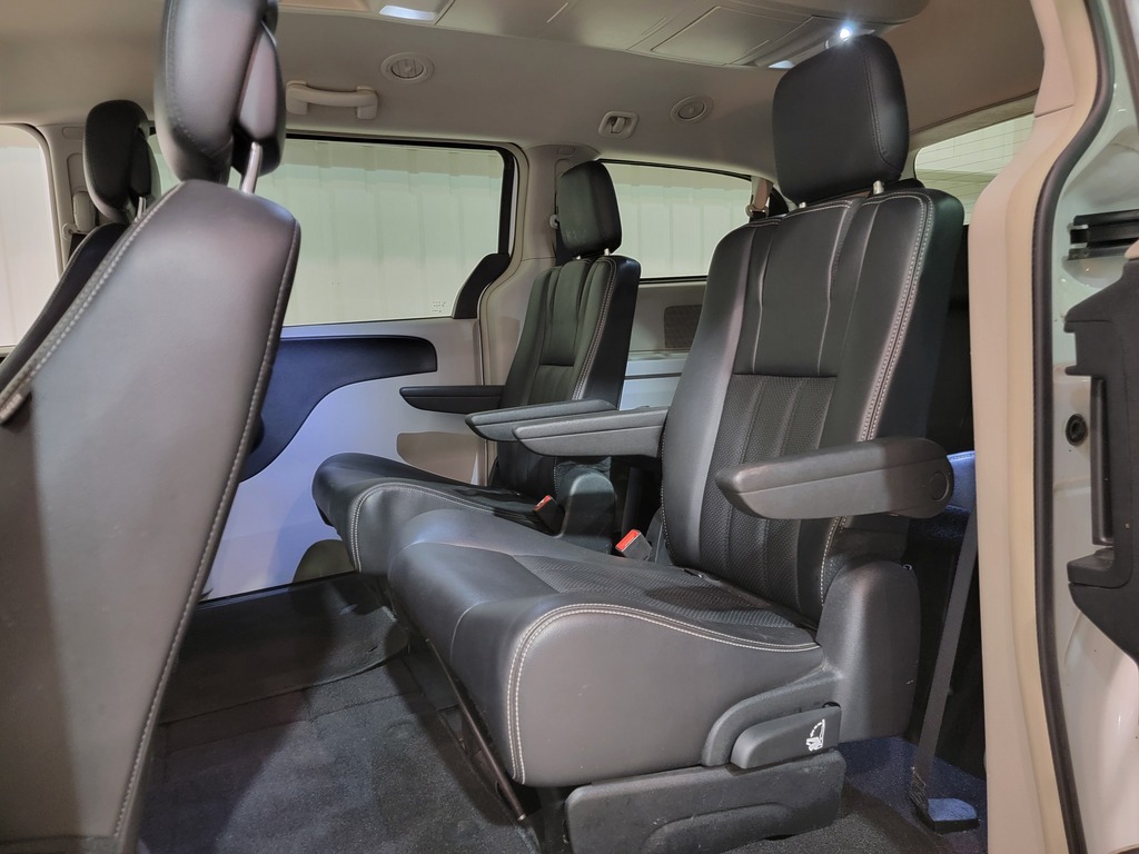 Dodge Grand Caravan 2016