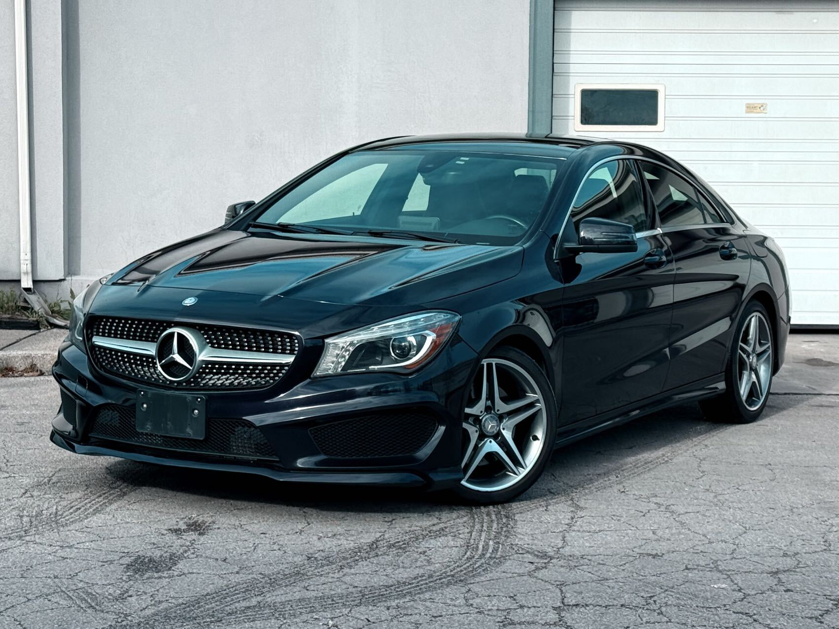 2015 Mercedes-Benz CLA-Class CLA250|CleanCarfax|LEDLight|Sunroof|AMGPKG|Navi|