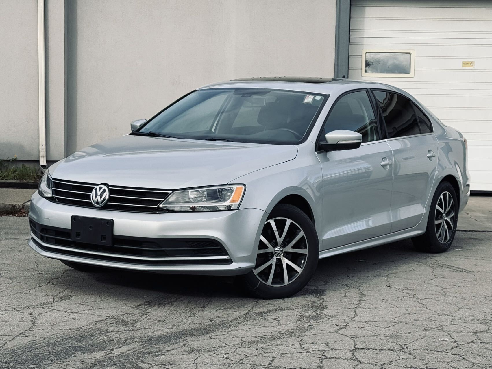 2016 Volkswagen Jetta Sedan Auto|1.8TSport |CleanCarfax|BackUpCamera|2Rim&Tire