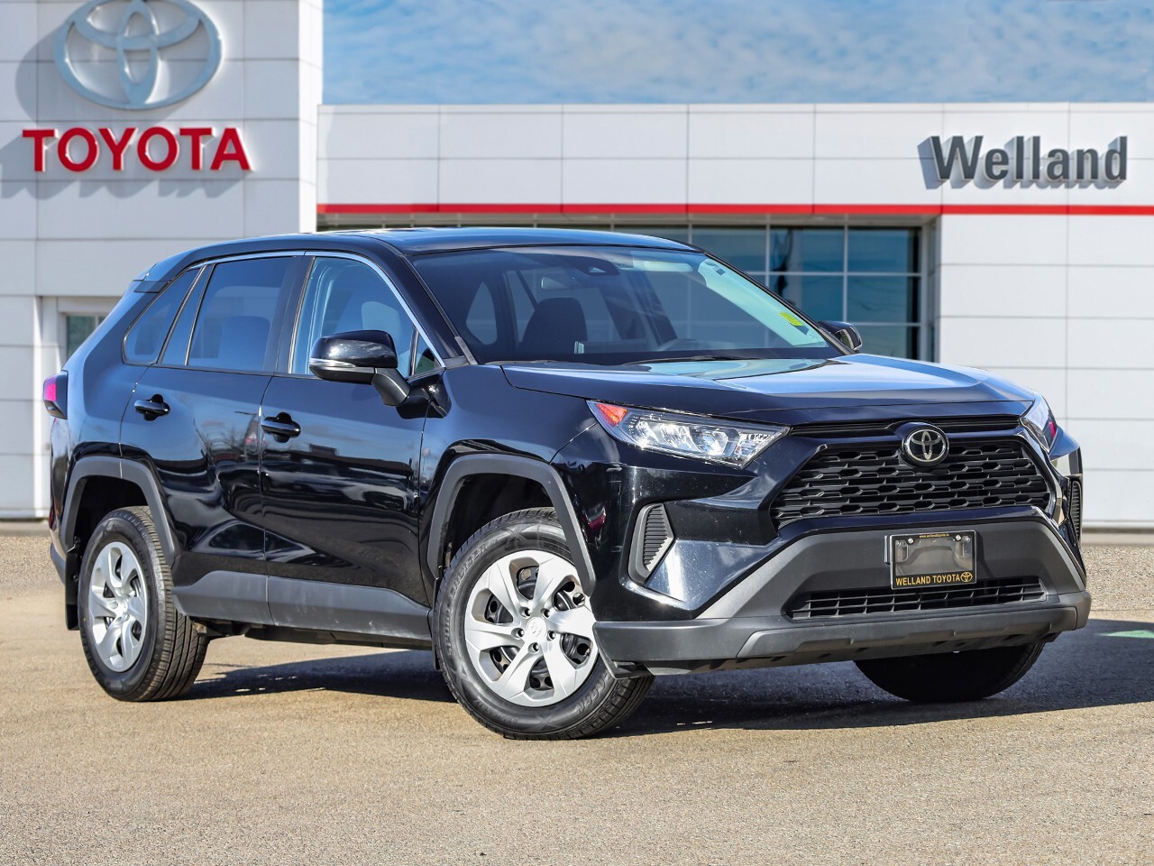 2023 Toyota RAV4 LE