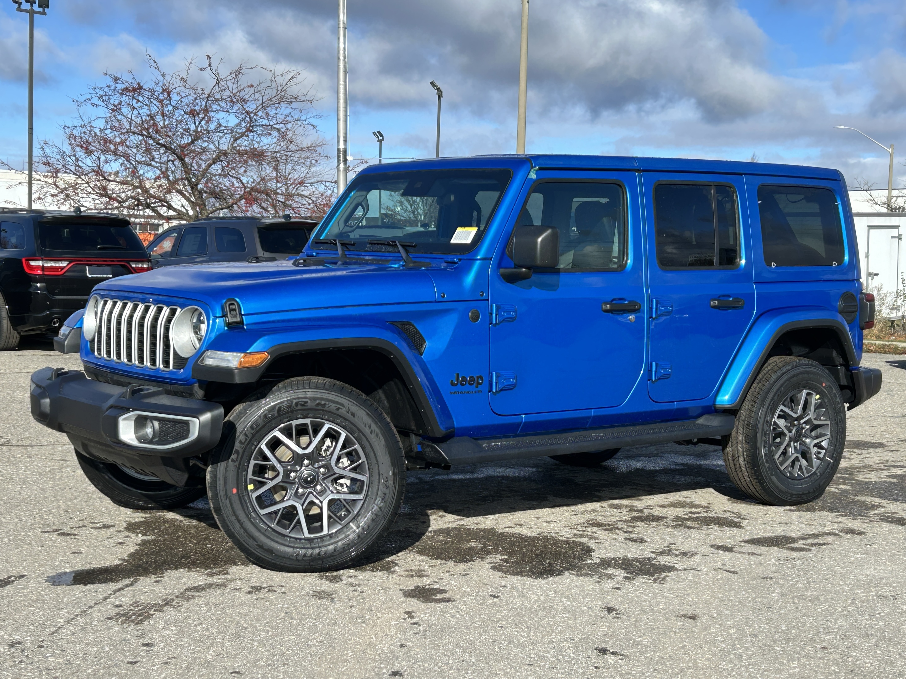 2025 Jeep Wrangler 4-Door Sahara