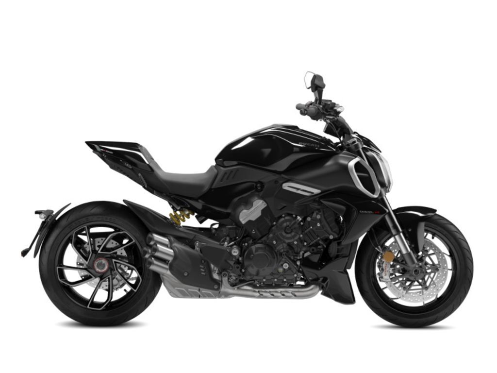 2025 Ducati Diavel V4 Thrilling Black 