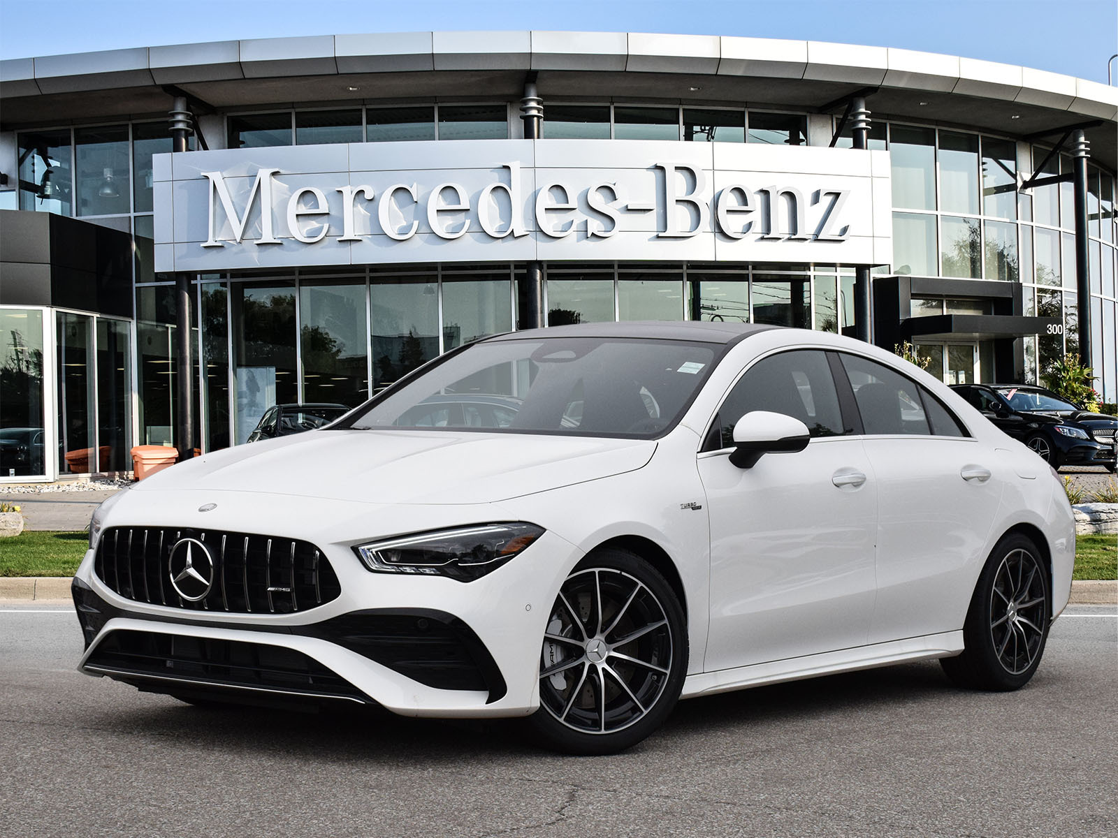 2025 Mercedes-Benz CLA35 AMG EXCLUSIVE TRIM | DISTANCE ASSIST | SURROUND SOUND