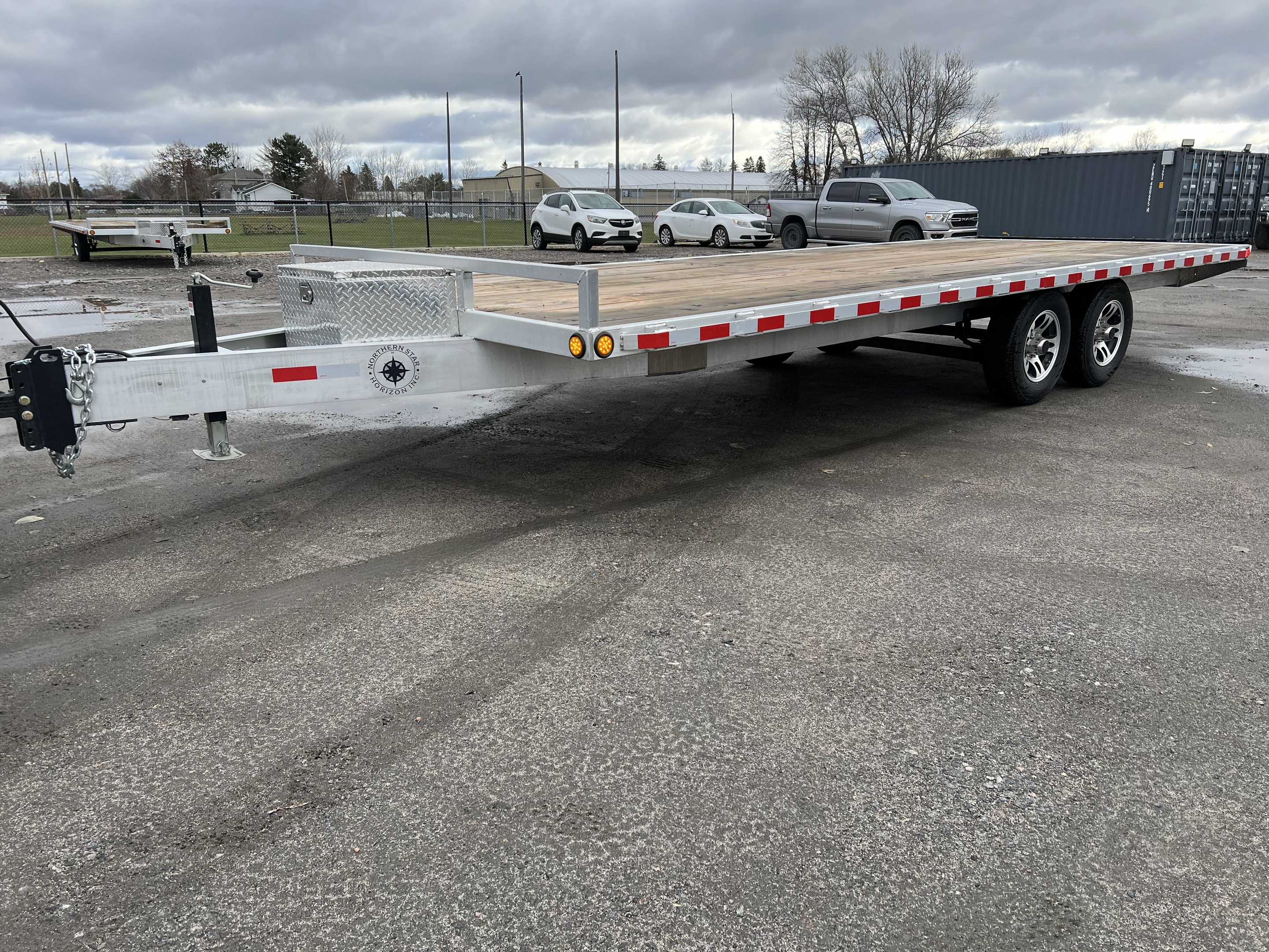 2024 Hino 155 20' Deck Over, Tool Box, Canadian Built!