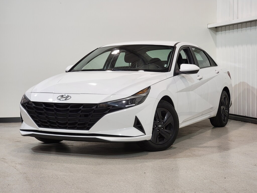 Hyundai Elantra 2021