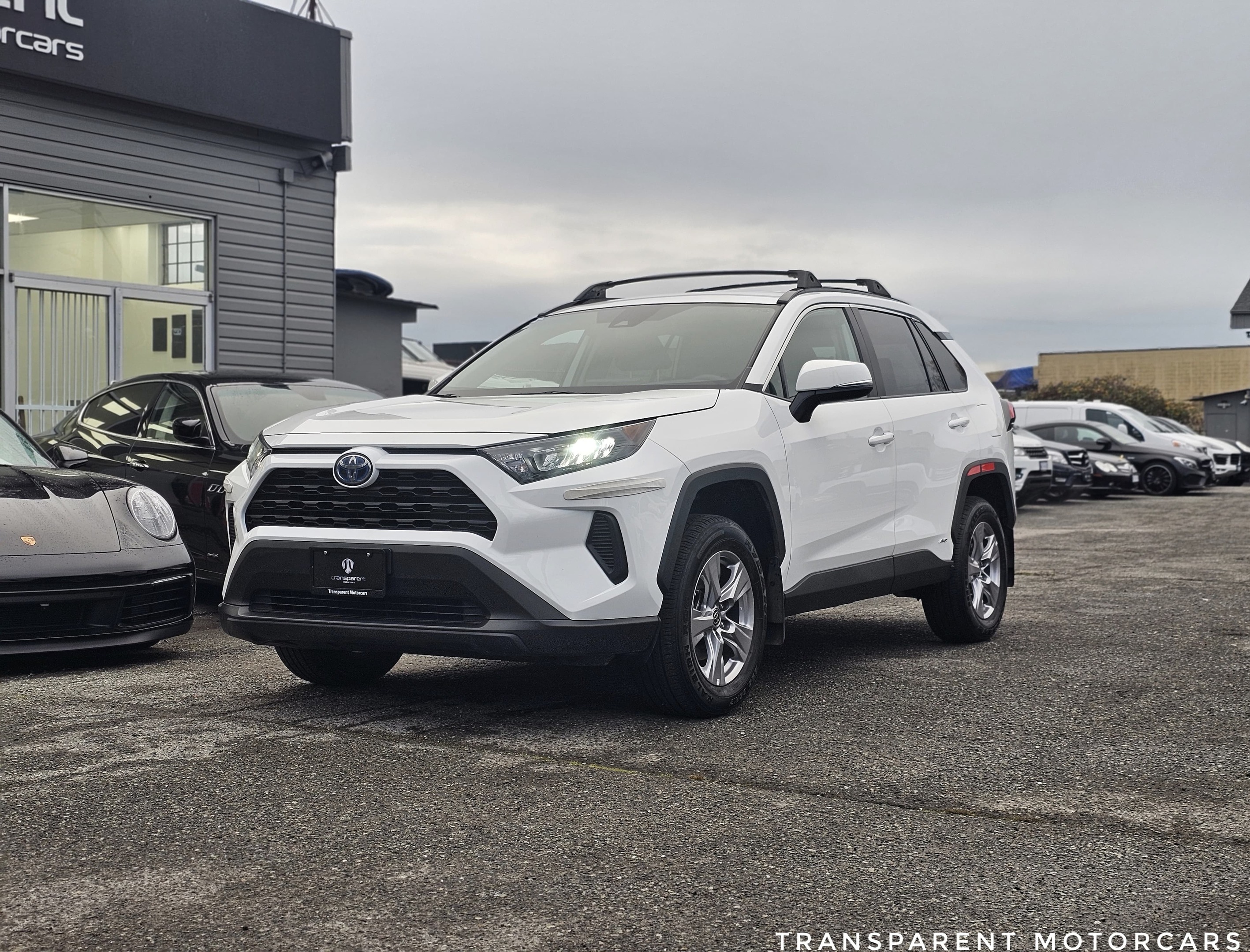 2023 Toyota RAV4 Great Condition/Hybrid/Wireless Apple CarPlay/Came