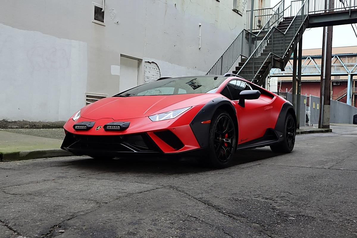 2023 Lamborghini Huracan Sterrato 