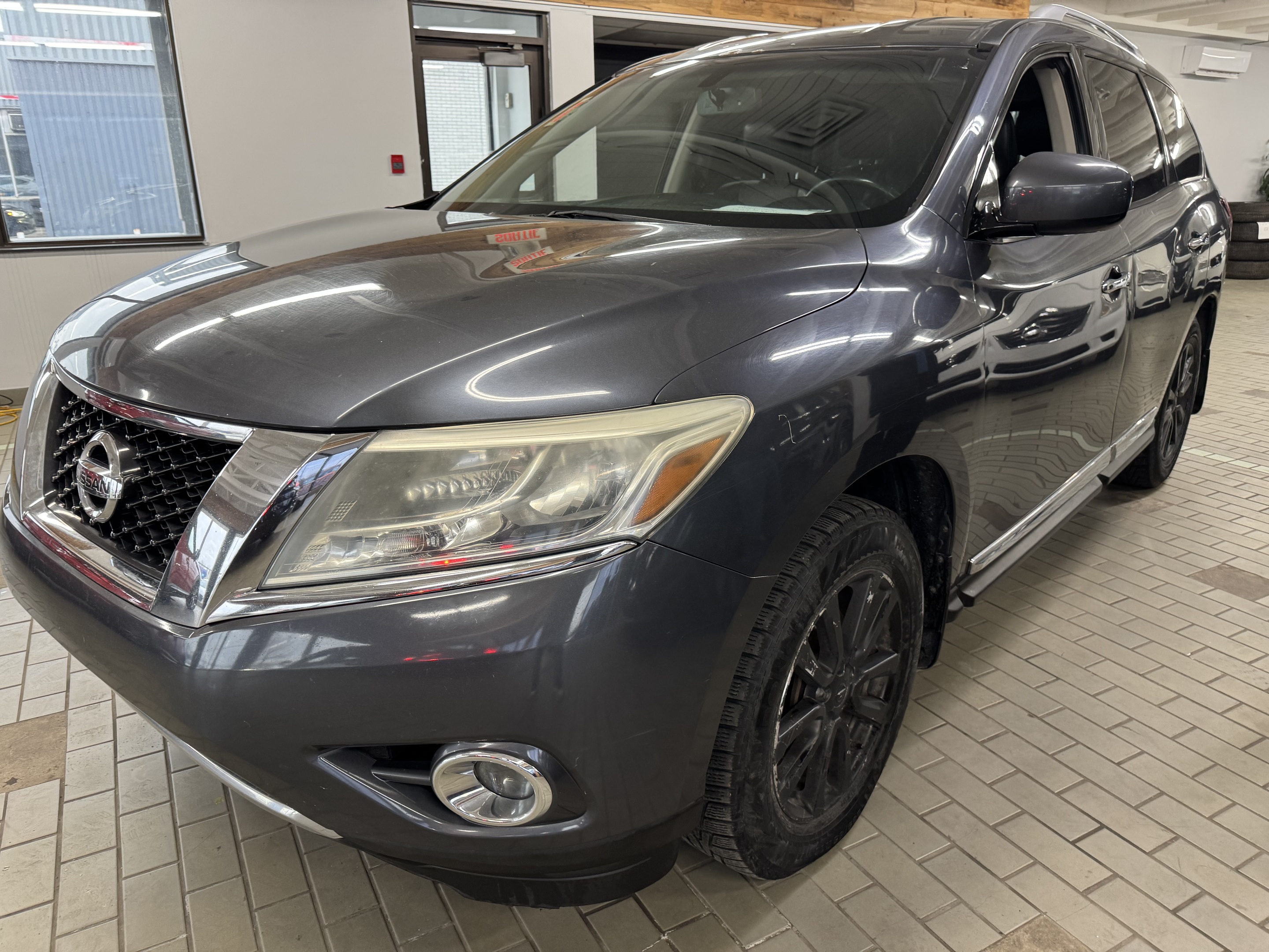 2014 Nissan Pathfinder 2WD 4dr SL