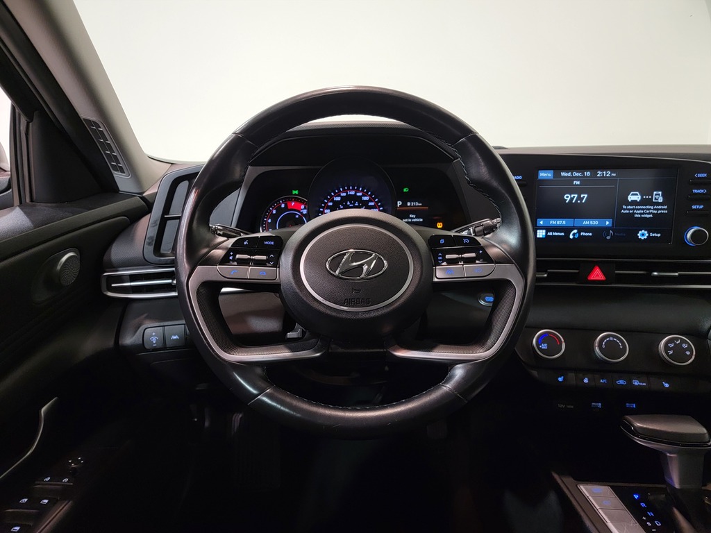 Hyundai Elantra 2021