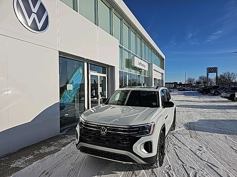 2025 Volkswagen Atlas 2.0 TSI Peak Edition