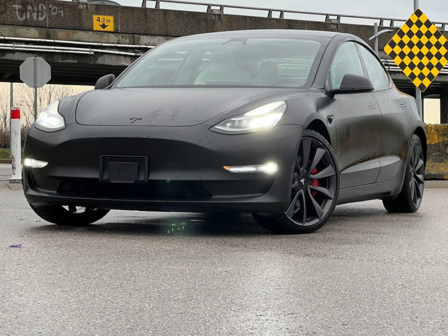 2020 Tesla Model 3 Performance AWD/ CLEAN TITLE/ WHITE INTERIOR/ BC L