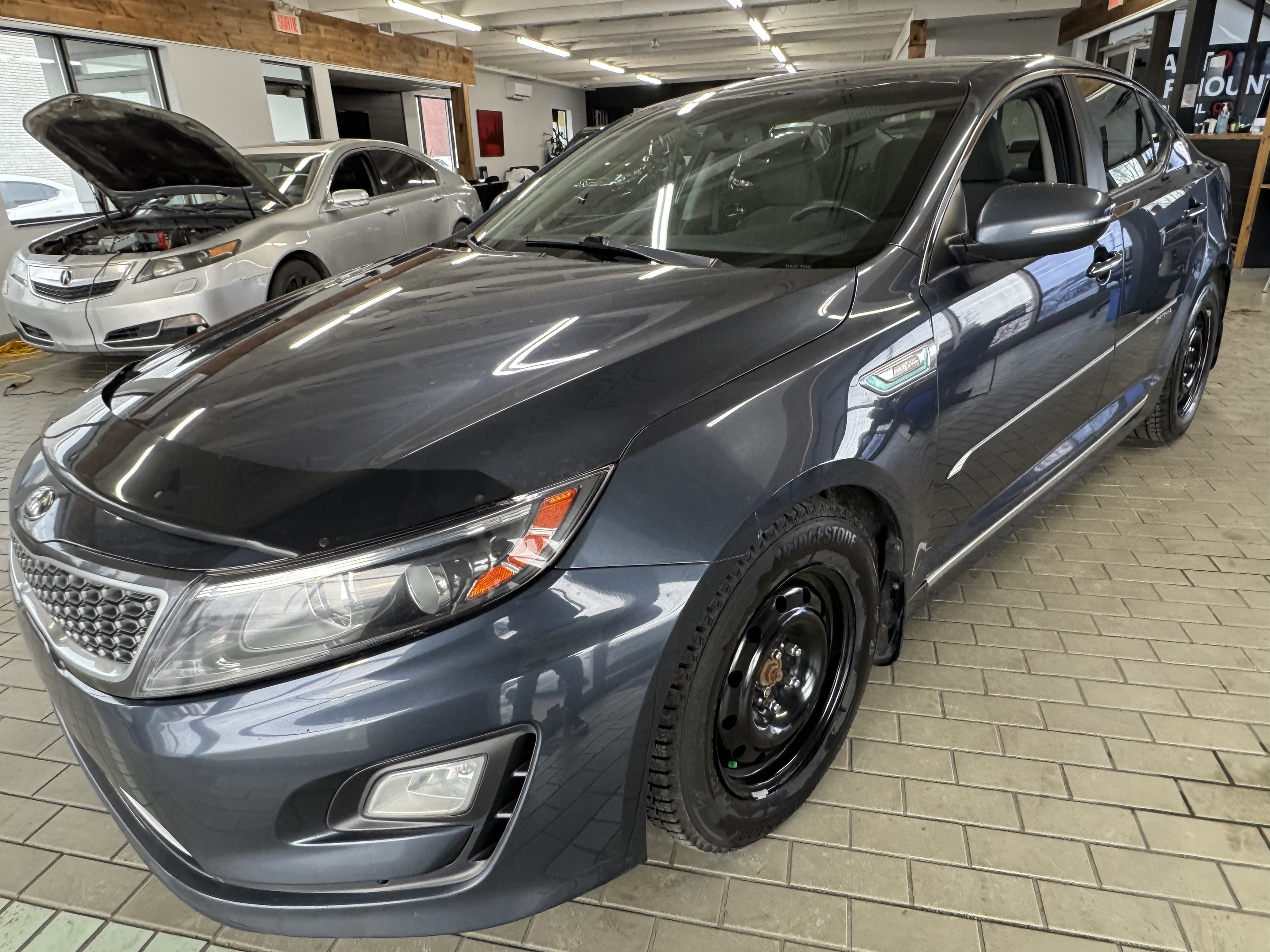 2014 Kia Optima Hybrid 4dr Sdn LX