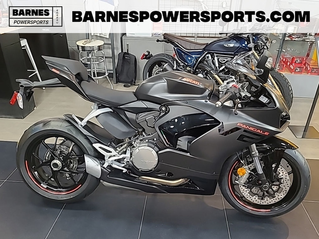 2025 Ducati Panigale V2 Black On Black 