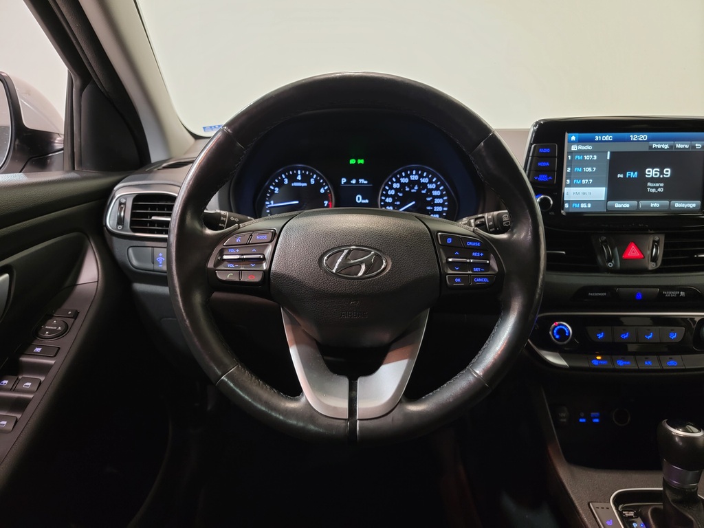 Hyundai Elantra GT 2018