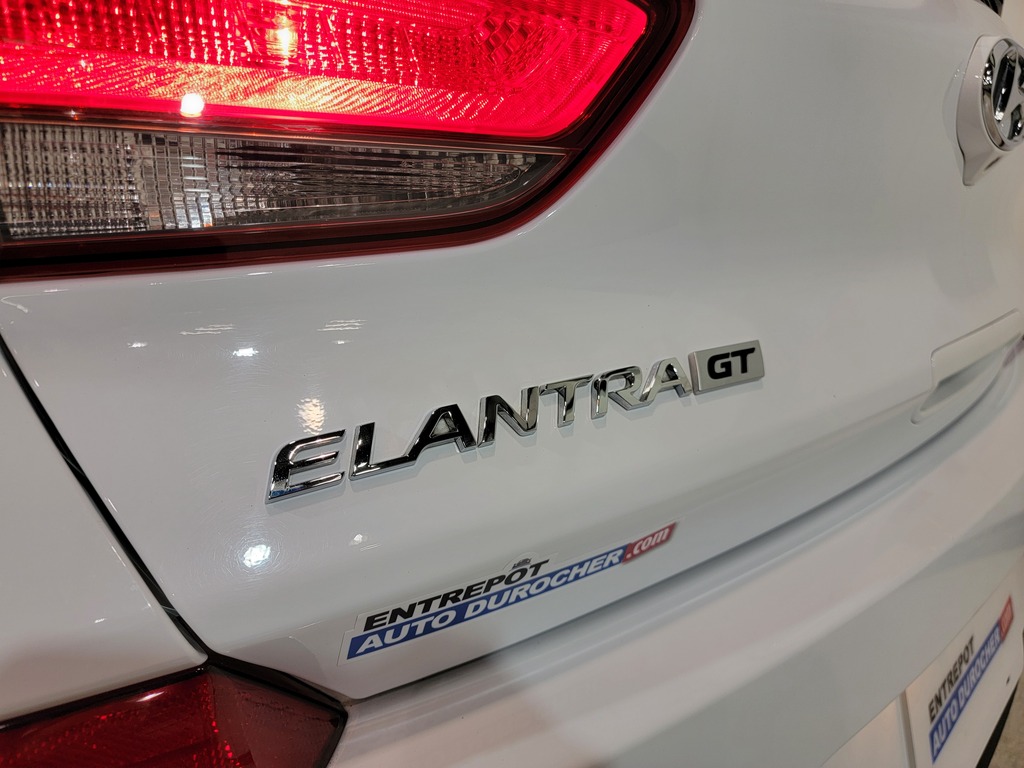 Hyundai Elantra GT 2018