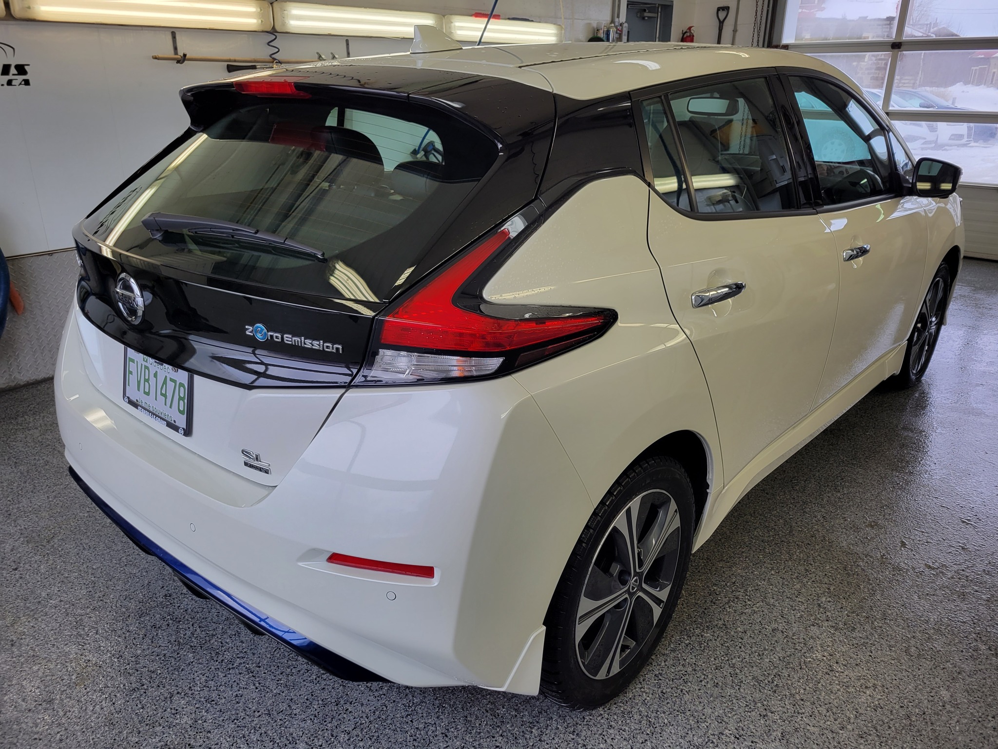 2022 Nissan LEAF
