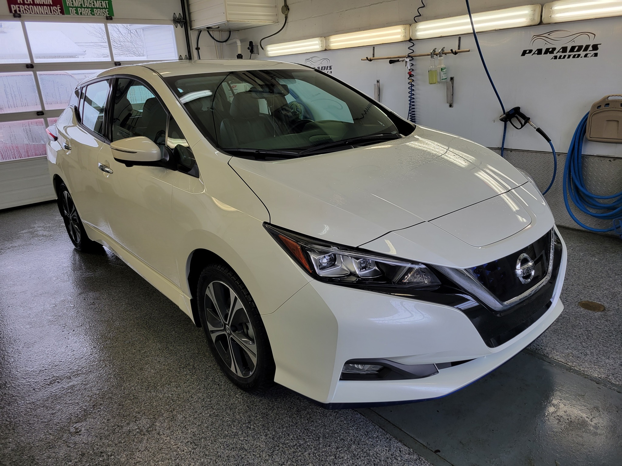 2022 Nissan LEAF