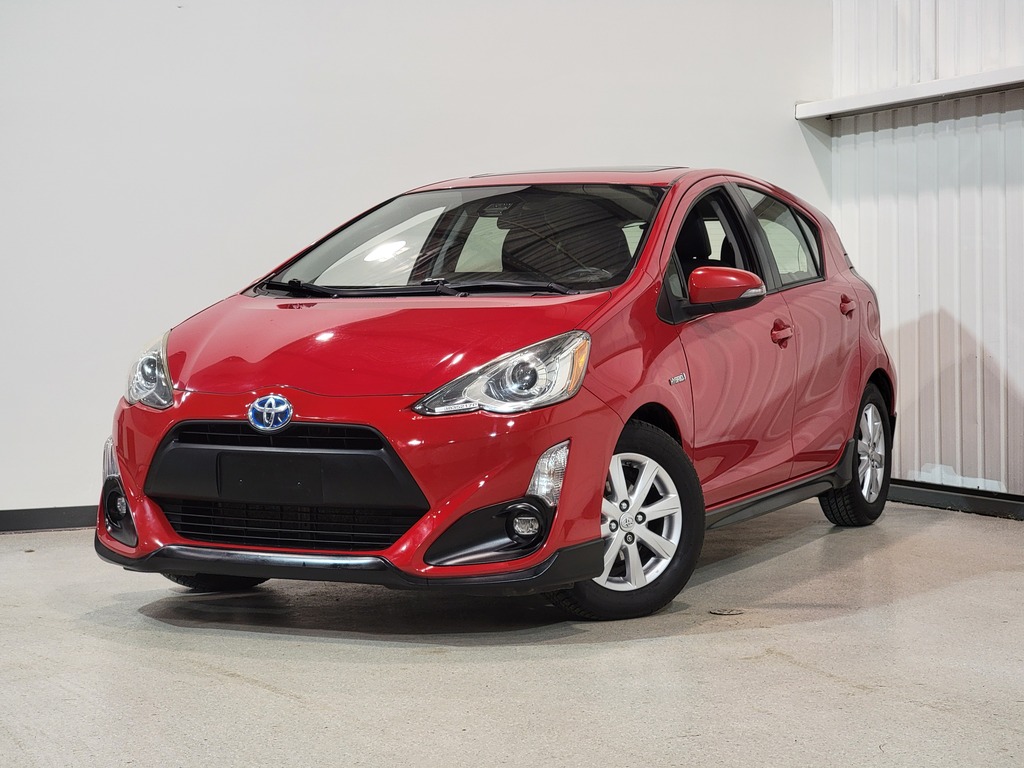 Toyota Prius c 2017