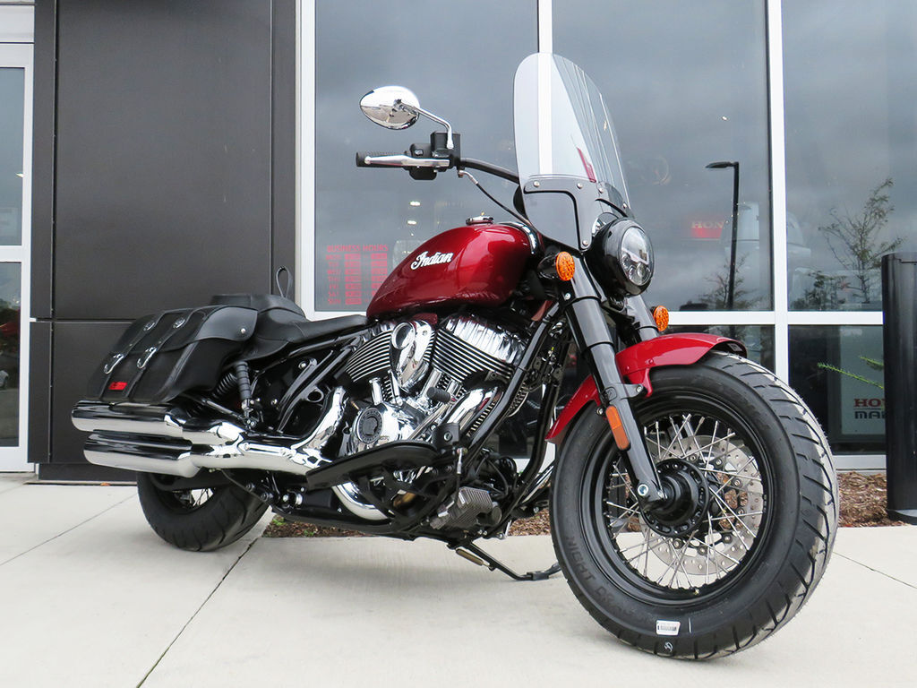 2023 Indian Motorcycles Super Chief® Limited Stryker Red Metallic 