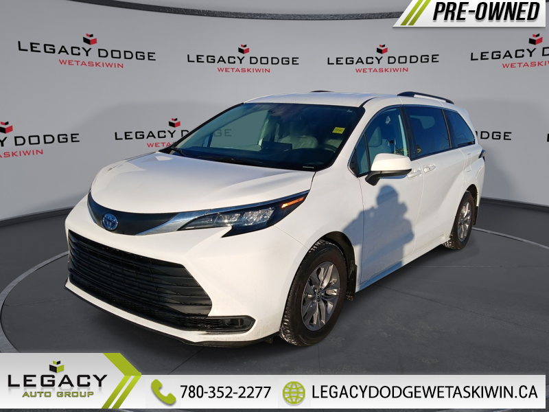 2025 Toyota Sienna LE 8-Passenger AWD  - Hybrid
