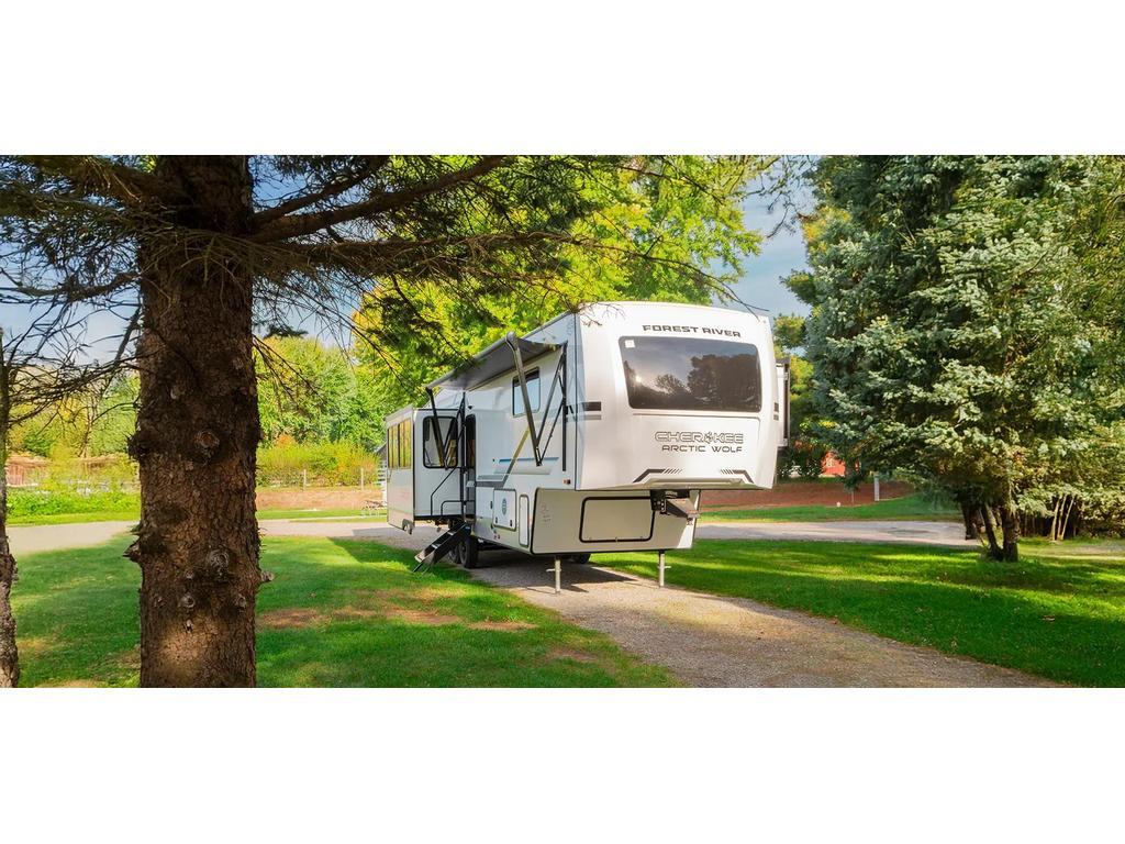 2025 Arctic Wolf 287BH 