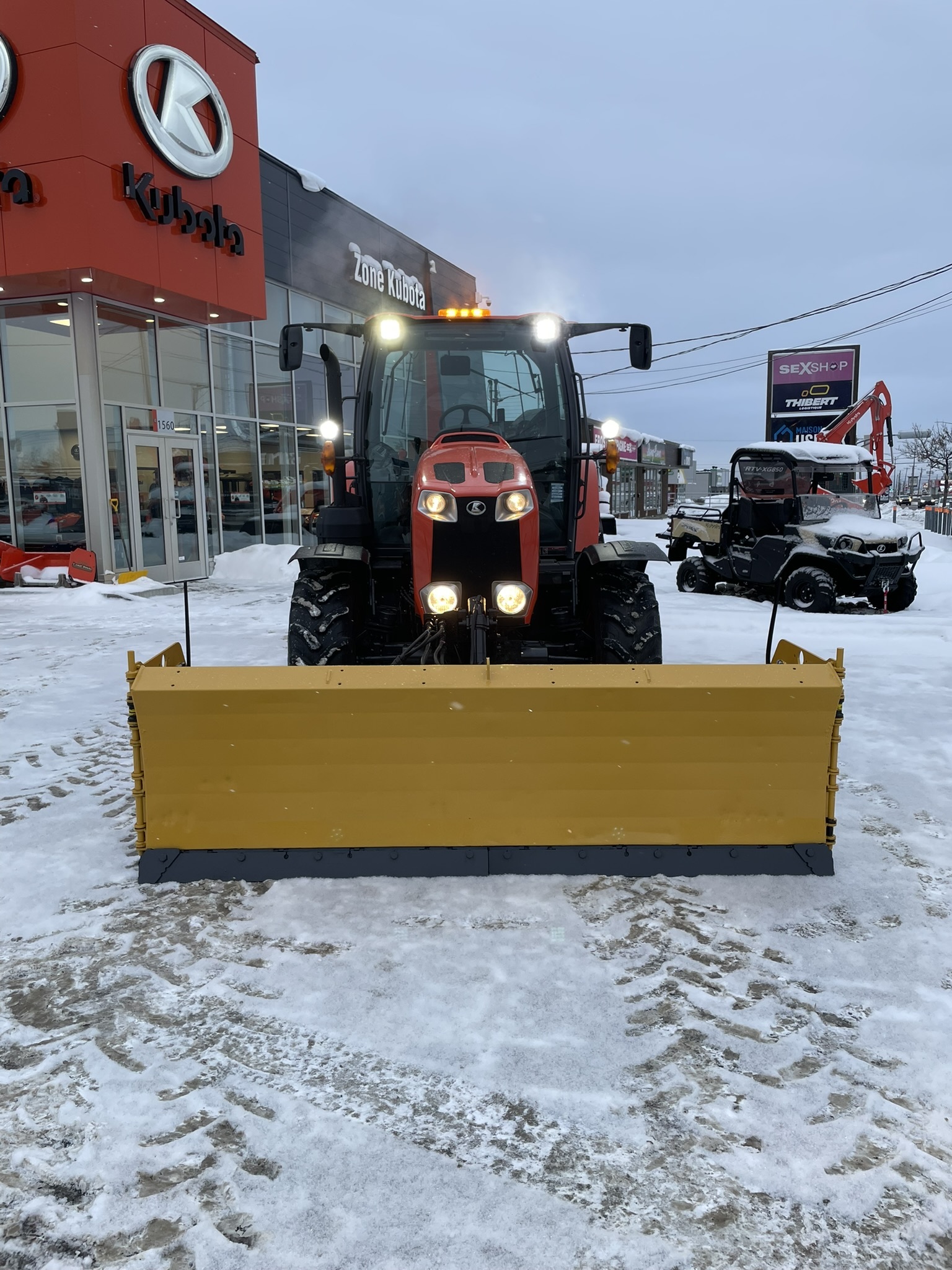 2019 Kubota M6-111DTCC-F 