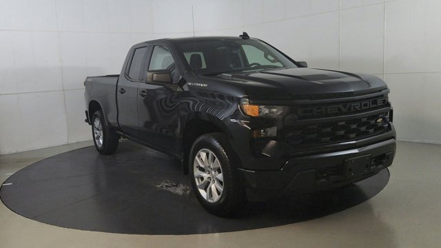 2024 Chevrolet Silverado 1500 4WD Double Cab 147  Custom