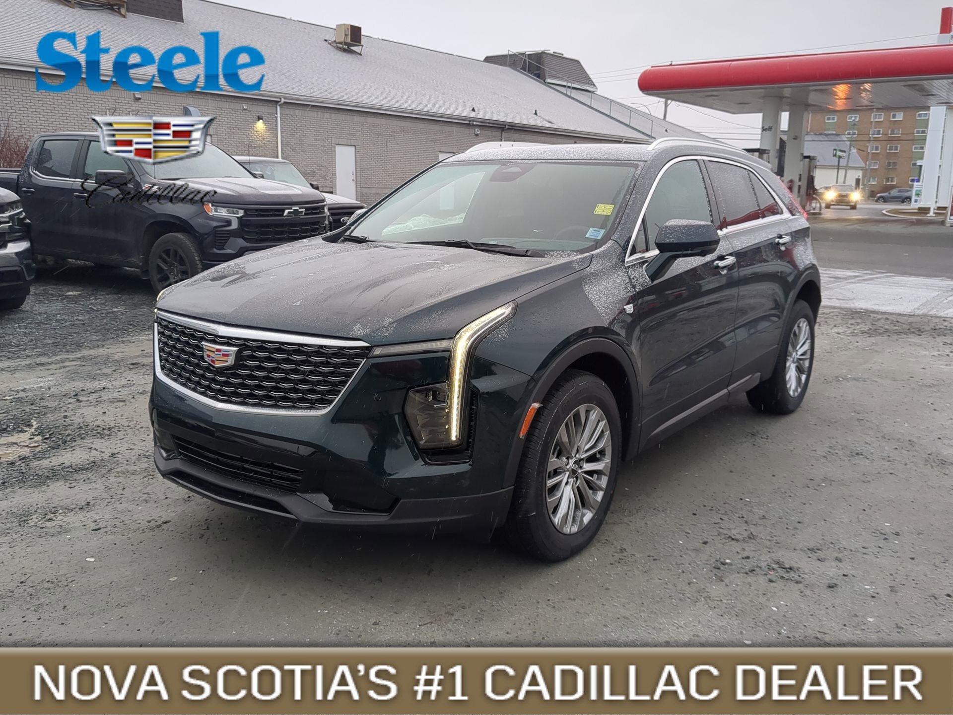 2025 Cadillac XT4 AWD Premium Luxury