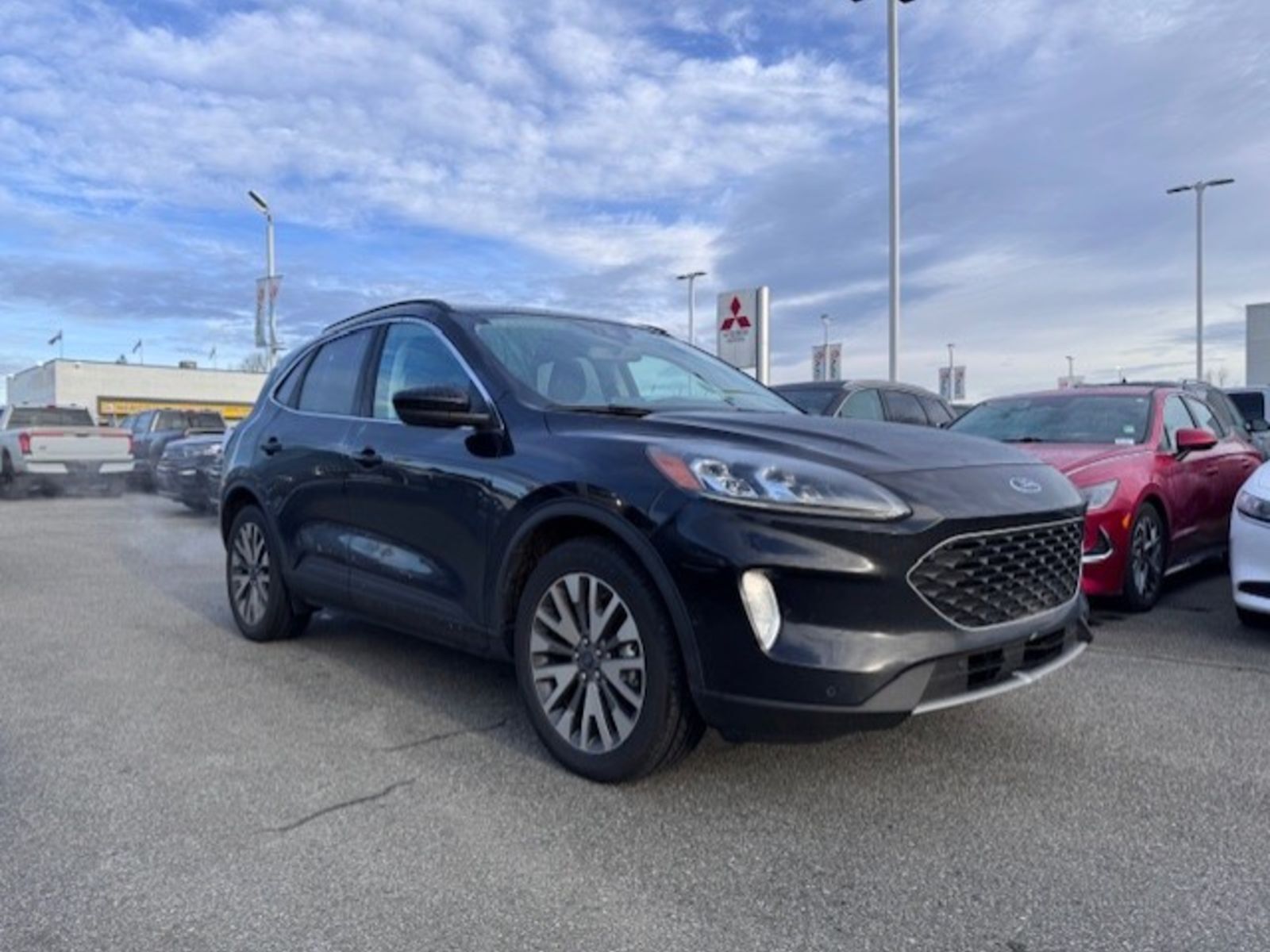 2021 Ford Escape Titanium Hybrid AWD