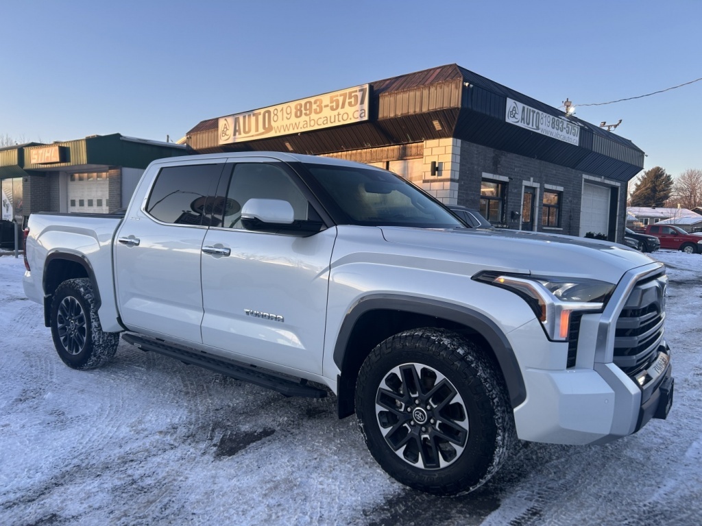 2023 Toyota Tundra Limited Crew Max Panoramic Roof Navi Leather Heate