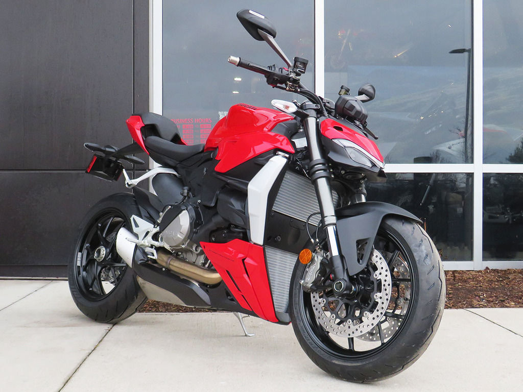 2025 Ducati Streetfighter V2 Ducati Red 