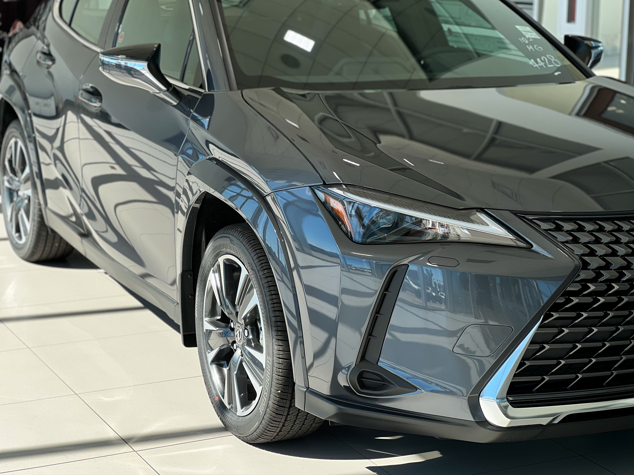 2025 Lexus UX 300H