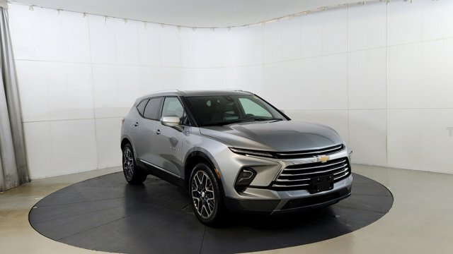 2025 Chevrolet Blazer AWD 4dr Premier
