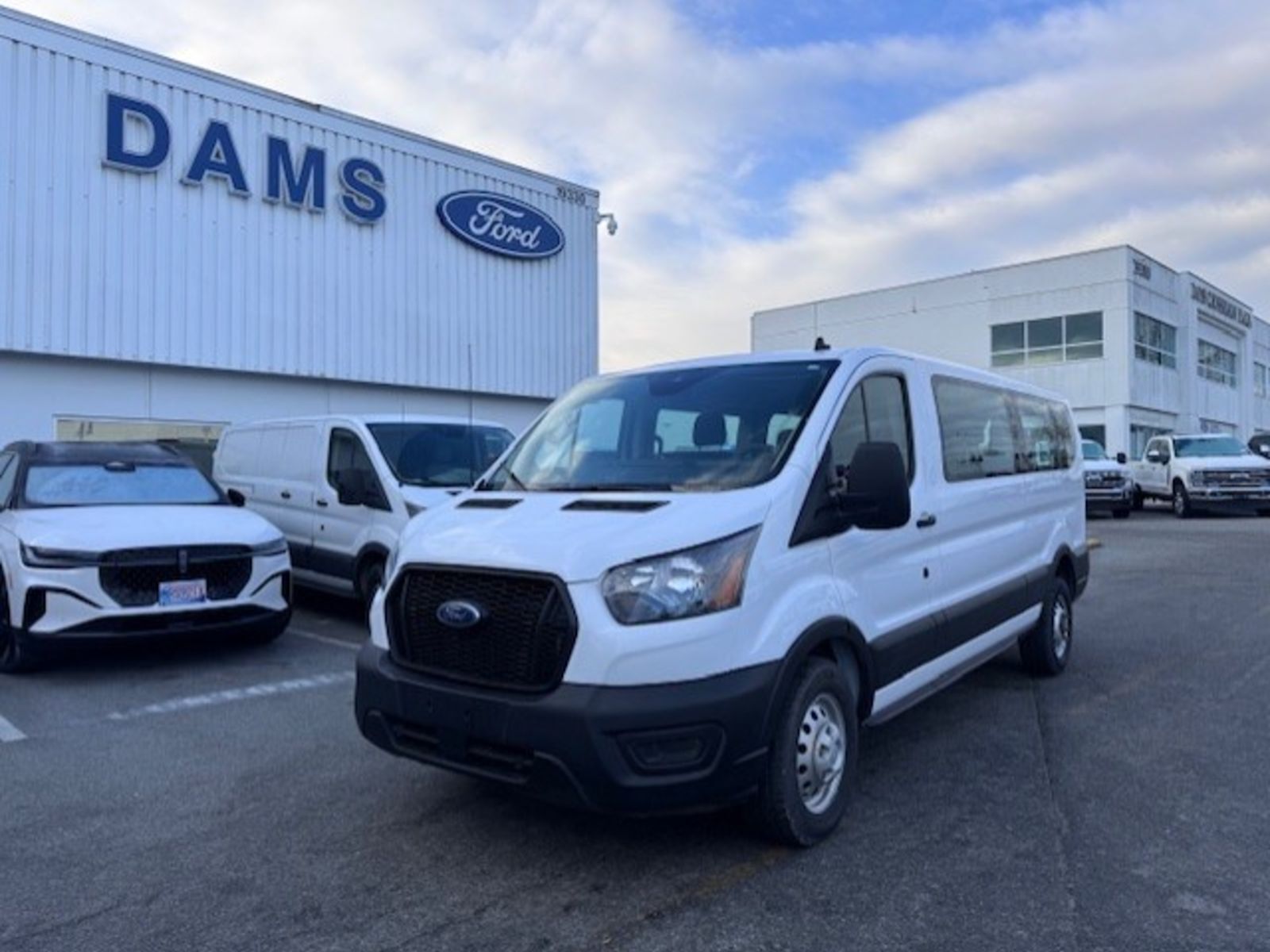 2022 Ford Transit Passenger Wagon 
