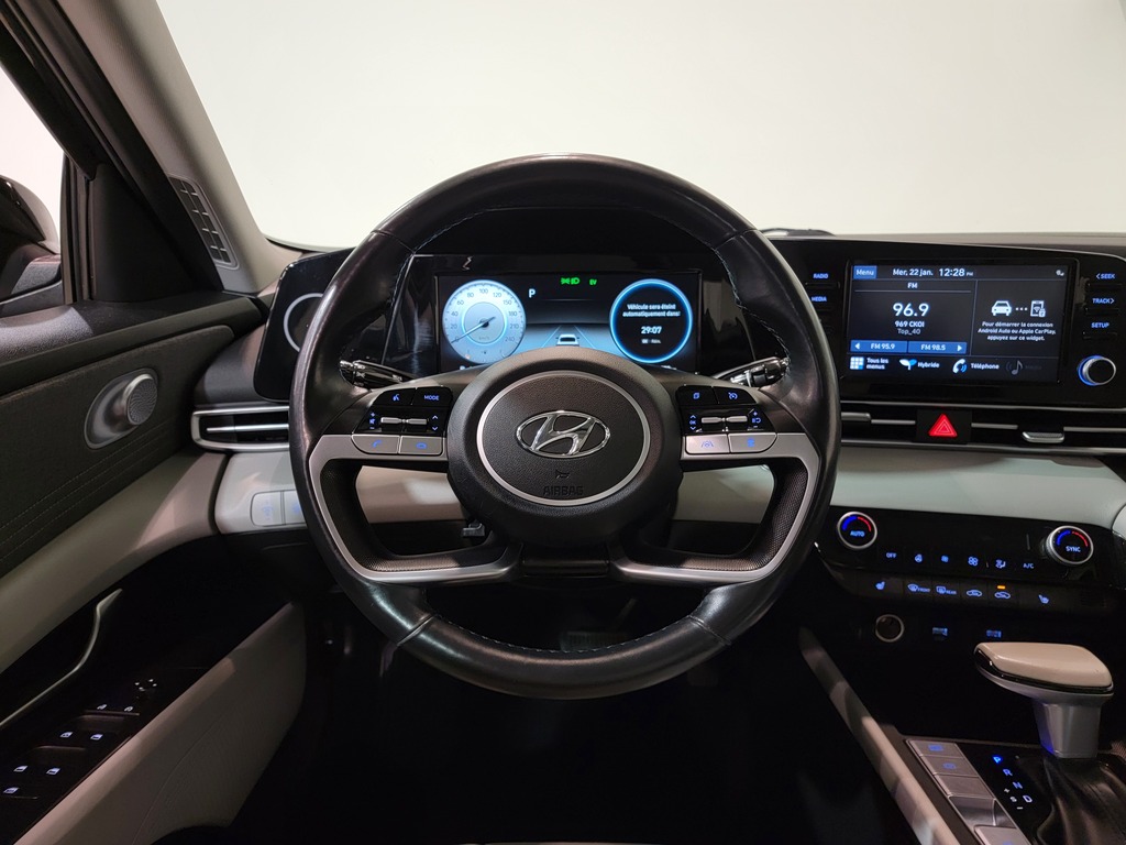 Hyundai Elantra Hybrid 2021