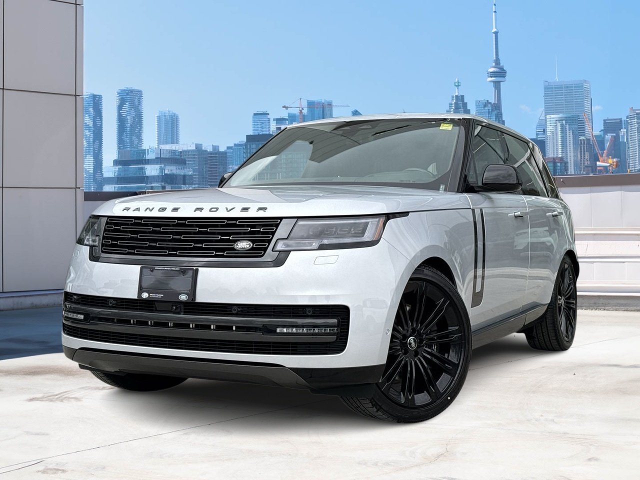 2025 Land Rover Range Rover P530 SE SWB