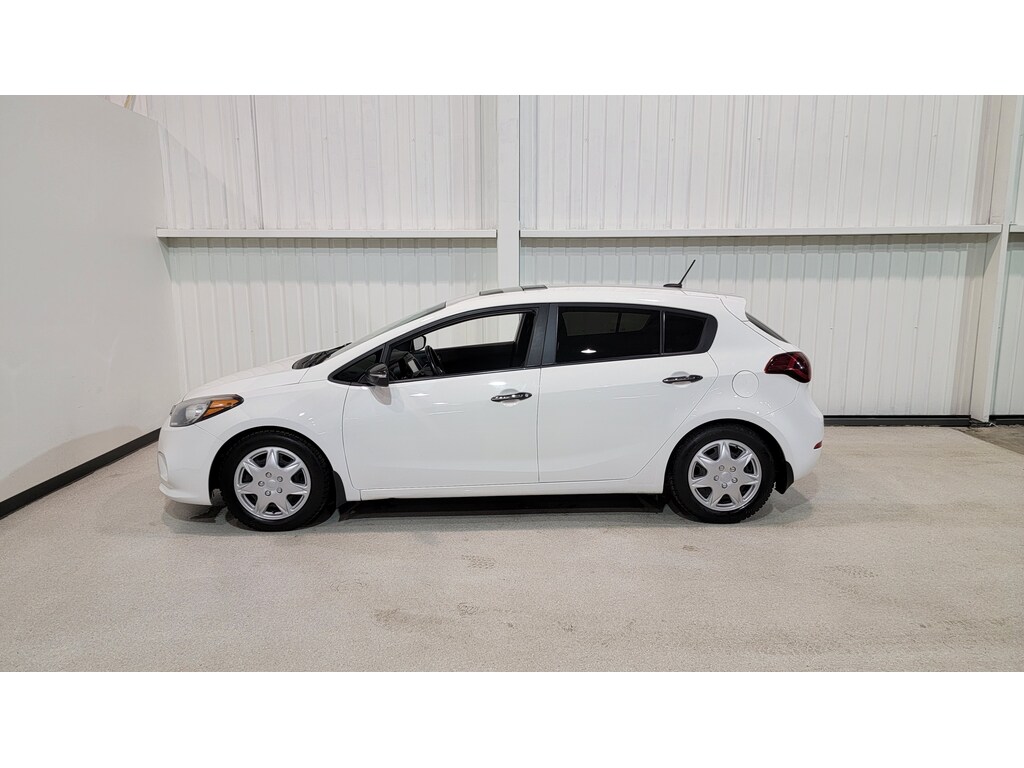 Kia Forte 5-Door 2016