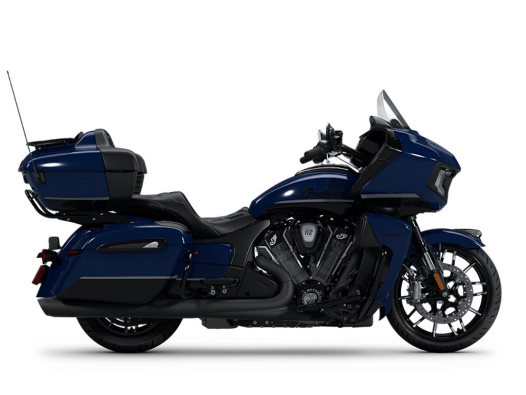 2025 Indian Motorcycles Pursuit Dark Horse 112 w/PowerBand Audio Spring... 