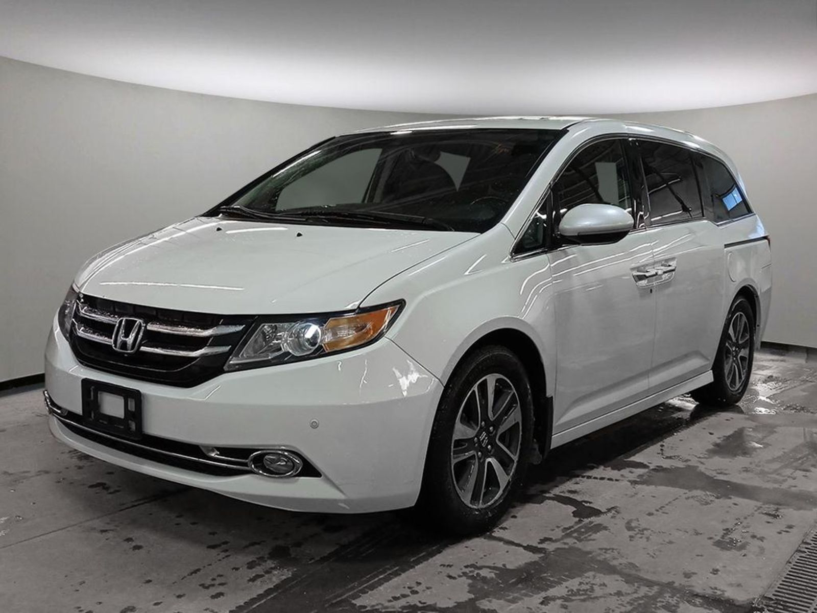 2017 Honda Odyssey DVD, NAV, LEATHER