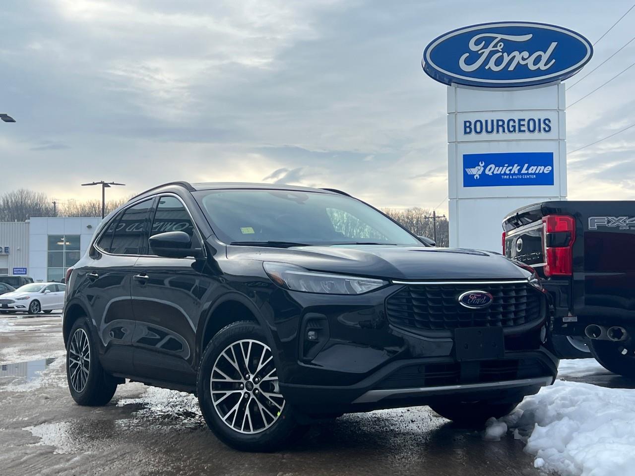 2025 Ford Escape PHEV *PLUG-IN HYBRID, PANO ROOF, TOW PKG*